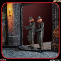 5 points / Rumble Society: Nocturnal Tower Action Figure Playset