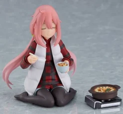 figma Nadeshiko Kagamihara: DX Edition (Laid-Back Camp)
