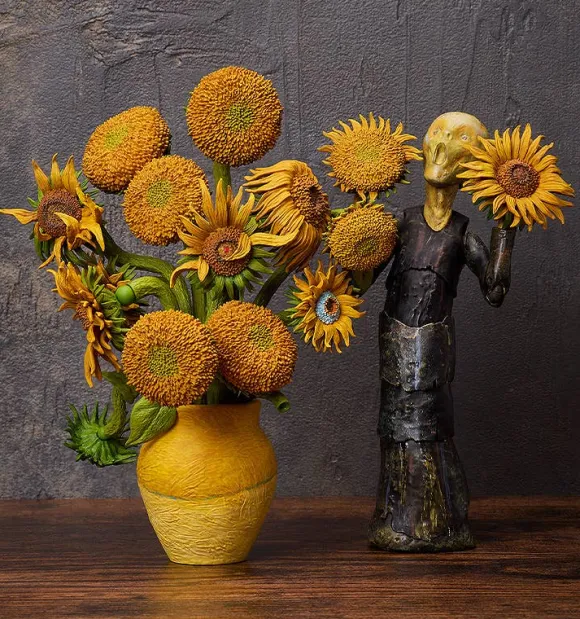 figma Sunflowers by Van Gogh (The Table Museum)