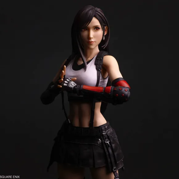 Final Fantasy VII Rebirth Play Arts Kai Shin Tifa Lockhart