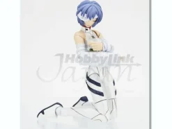 Fraulein Revoltech Rei Ayanami Bandage Version