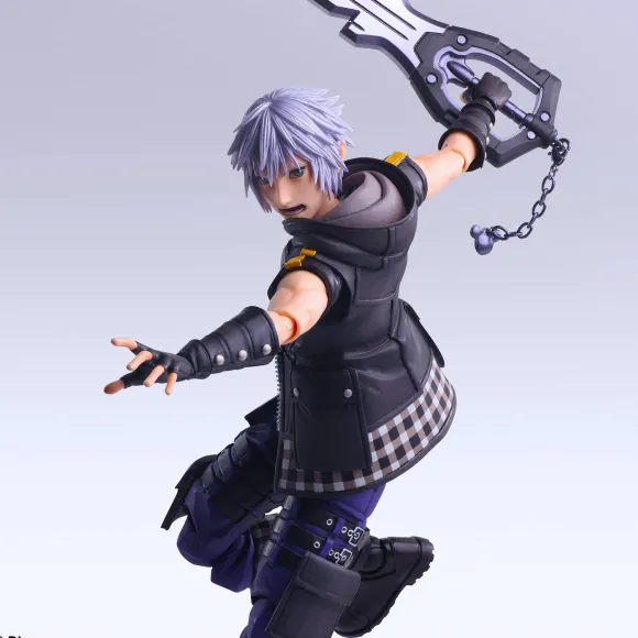 Kingdom Hearts III Play Arts Kai Riku DX Edition
