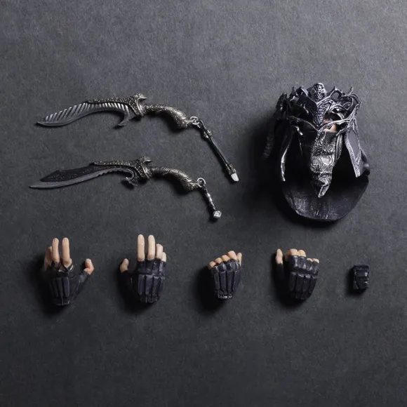 Kingsglaive: Final Fantasy XV Play Arts Kai: Nyx Ulric