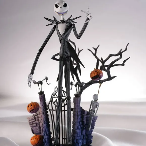 Legacy of Revoltech JACK SKELLINGTON (Phosphorescent Paint Ver.)