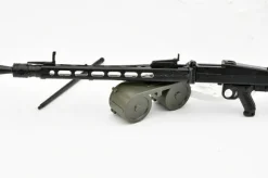 1/12 Little Armory [LASW07] Strike Witches ROAD to BERLIN MG42S (Eira)