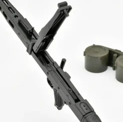 1/12 Little Armory [LASW07] Strike Witches ROAD to BERLIN MG42S (Eira)