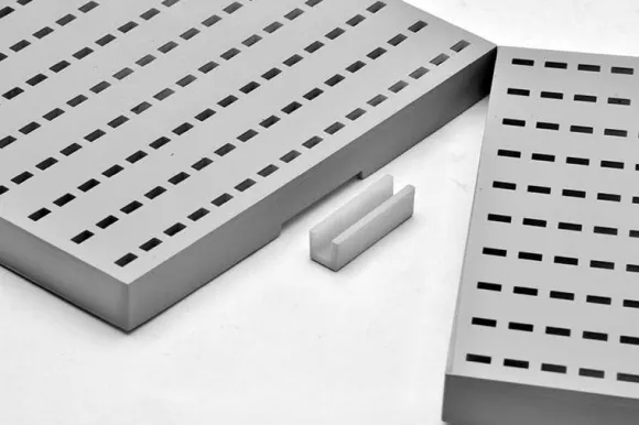 1/12 Little Armory LD002: Gun Rack A