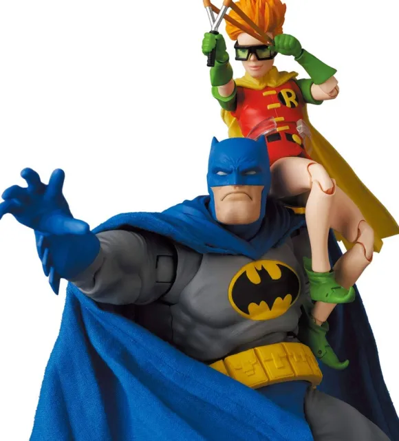 MAFEX Batman Blue Ver. & Robin (The Dark Knight Returns)
