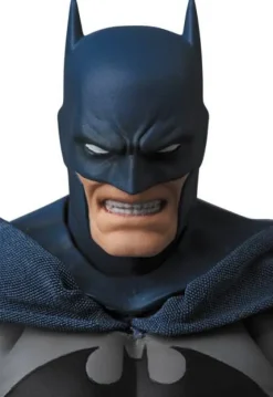 MAFEX Batman (HUSH Ver.) (Reissue)