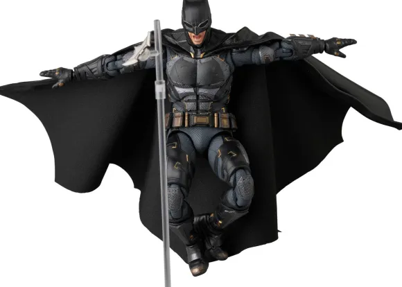 MAFEX Batman Tactical Suit (Zack Snyder's Justice League Ver.)