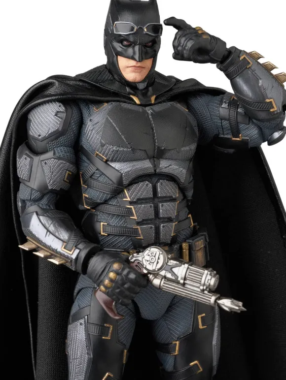 MAFEX Batman Tactical Suit (Zack Snyder's Justice League Ver.)