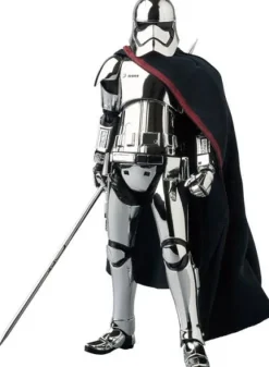 MAFEX Captain Phasma (The Last Jedi Ver.)