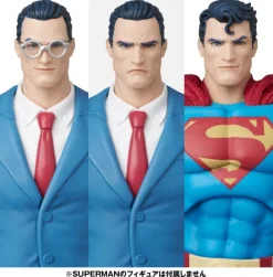 MAFEX Clark Kent (Batman: Hush Ver.)