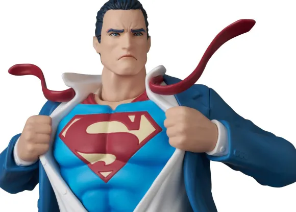 MAFEX Clark Kent (Batman: Hush Ver.)