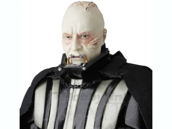 MAFEX Darth Vader