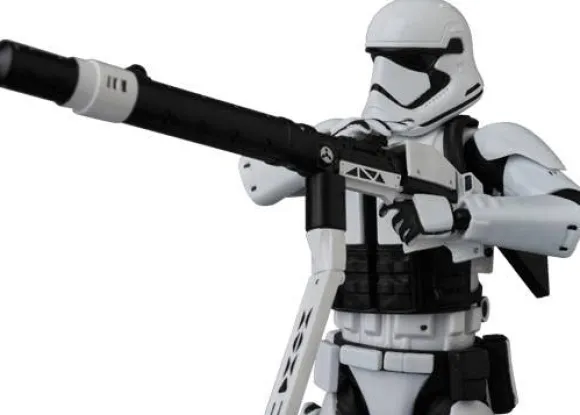 MAFEX First Order Stormtrooper (Star Wars: The Last Jedi Ver.)