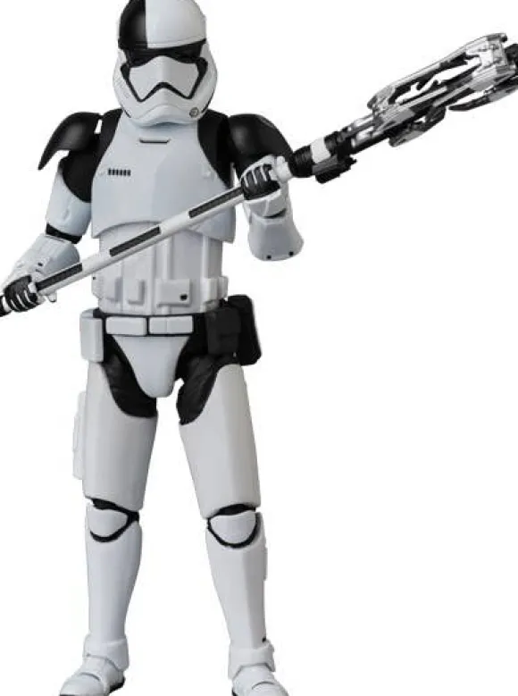 MAFEX First Order Stormtrooper Executioner (Star Wars: The Last Jedi Ver.)