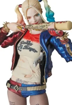 MAFEX Harley Quinn Suicide Squad (Reissue)