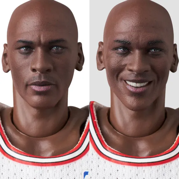 MAFEX Michael Jordan (Chicago Bulls Home)