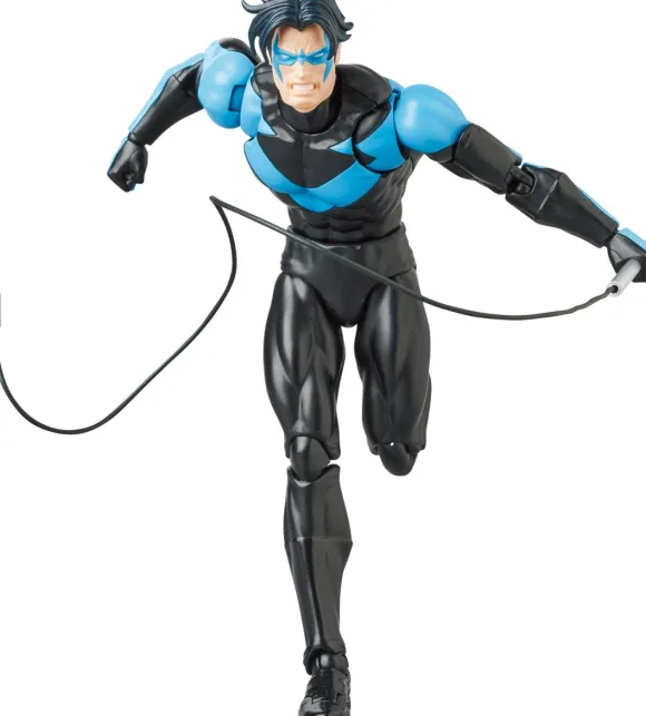 MAFEX Nightwing (Batman: Hush Ver.)