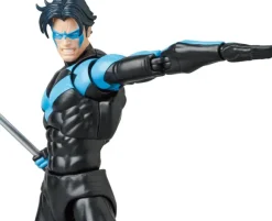 MAFEX Nightwing (Batman: Hush Ver.)