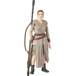 MAFEX Rey (Star Wars: The Force Awakens)