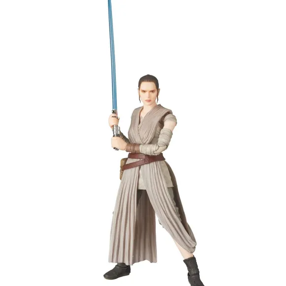 MAFEX Rey (Star Wars: The Force Awakens)