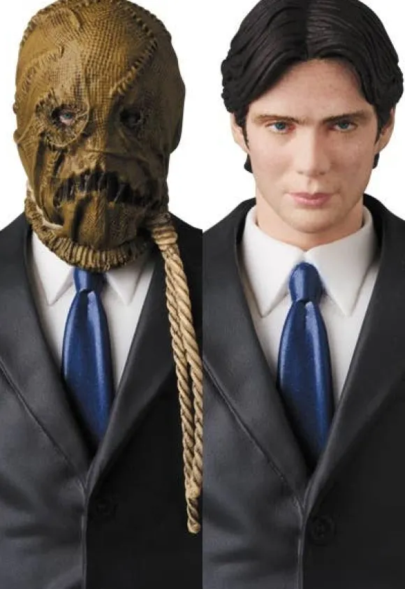 MAFEX Scarecrow Batman Begins