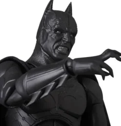 MAFEX Scarecrow Batman Begins