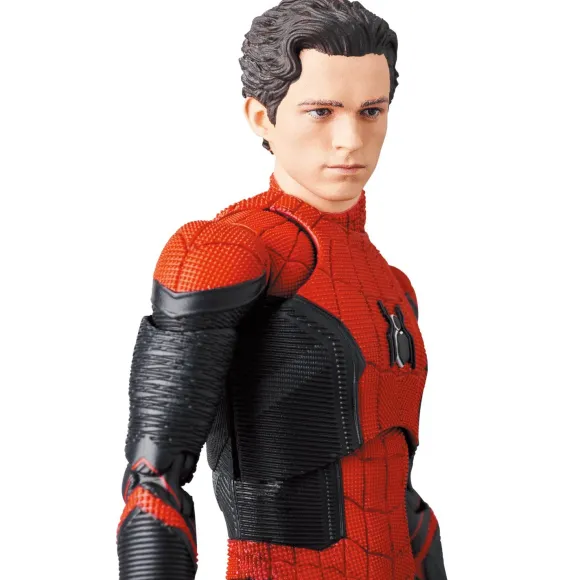 MAFEX Spider-Man Upgraded Suit (No Way Home)