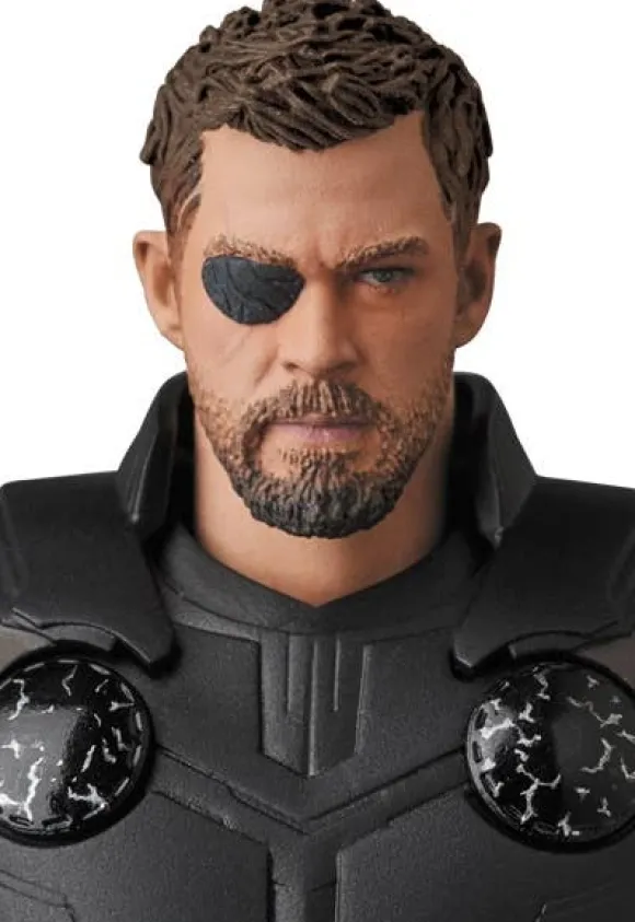 MAFEX Thor (Avengers Infinity War)