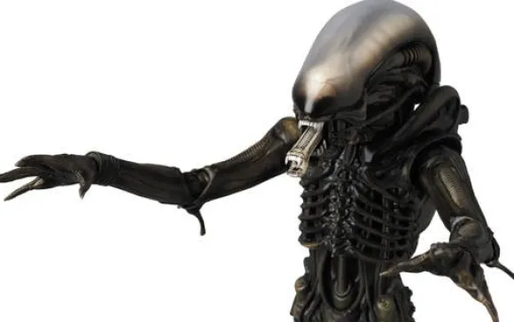 MAFEX Alien