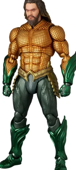 MAFEX Aquaman (Gold & Green Suit)