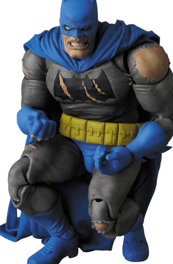 MAFEX Batman (TDKR:The Dark Knight Triumphant)