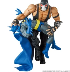 MAFEX Knight Crusader Batman