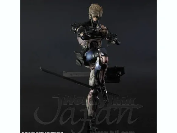 Metal Gear Play Arts Kai: Raiden Custom Body Yellow