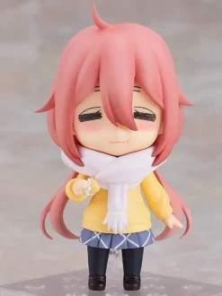 Nendoroid Nadeshiko Kagamihara: School Uniform Ver. (Laid-Back Camp)