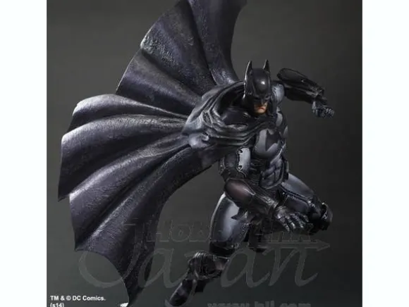 Play Arts Kai: Batman Arkham Origins