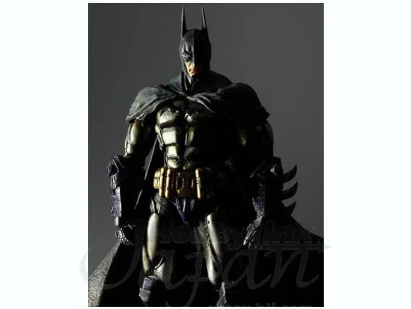 Play Arts Kai: Batman Armored