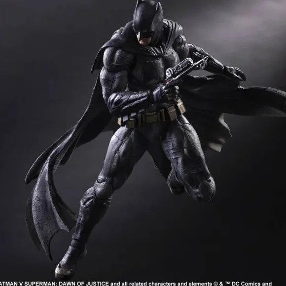 Play Arts Kai Batman v Superman: Dawn of Justice: Batman