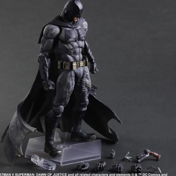 Play Arts Kai Batman v Superman: Dawn of Justice: Batman