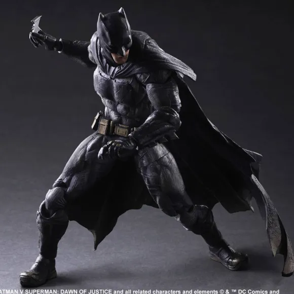 Play Arts Kai Batman v Superman: Dawn of Justice: Batman