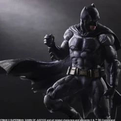 Play Arts Kai Batman v Superman: Dawn of Justice: Batman