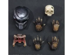 Play Arts Kai Predator
