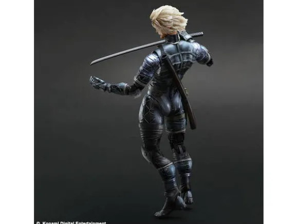 Play Arts Kai: Raiden