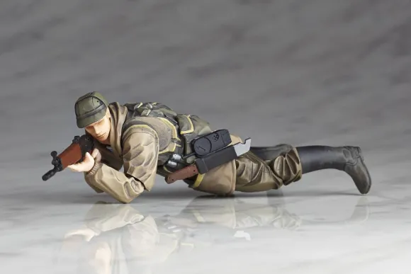 Revol Mini Metal Gear Solid TPP Soviet Soldier