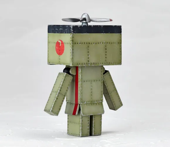 Revoltech: Danboard Mini Mitsubishi A6M2 Type 0 Model 21 Ver.