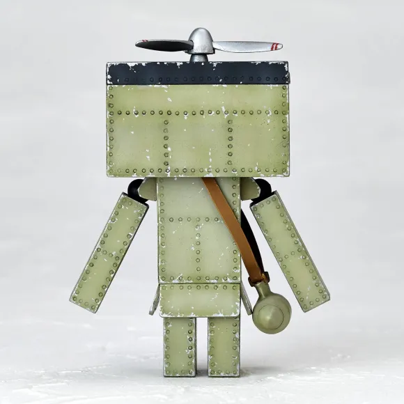 Revoltech: Danboard Mini Mitsubishi A6M2 Type 0 Model 21 Ver.
