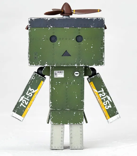 Revoltech: Danboard Mini Mitsubishi A6M2 Type 0 Model 52 Ver.