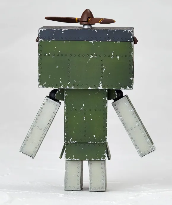 Revoltech: Danboard Mini Mitsubishi A6M2 Type 0 Model 52 Ver.